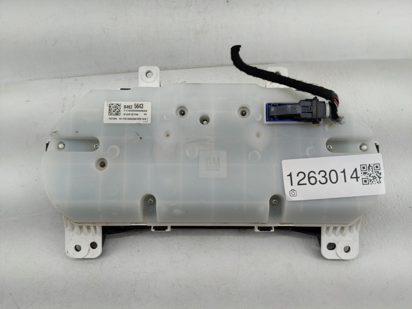 2019-2022 Chevrolet Equinox Instrument Cluster Speedometer Gauges P/N:84625643 Fits Fits 2019 2020 2021 2022 OEM Used Auto P