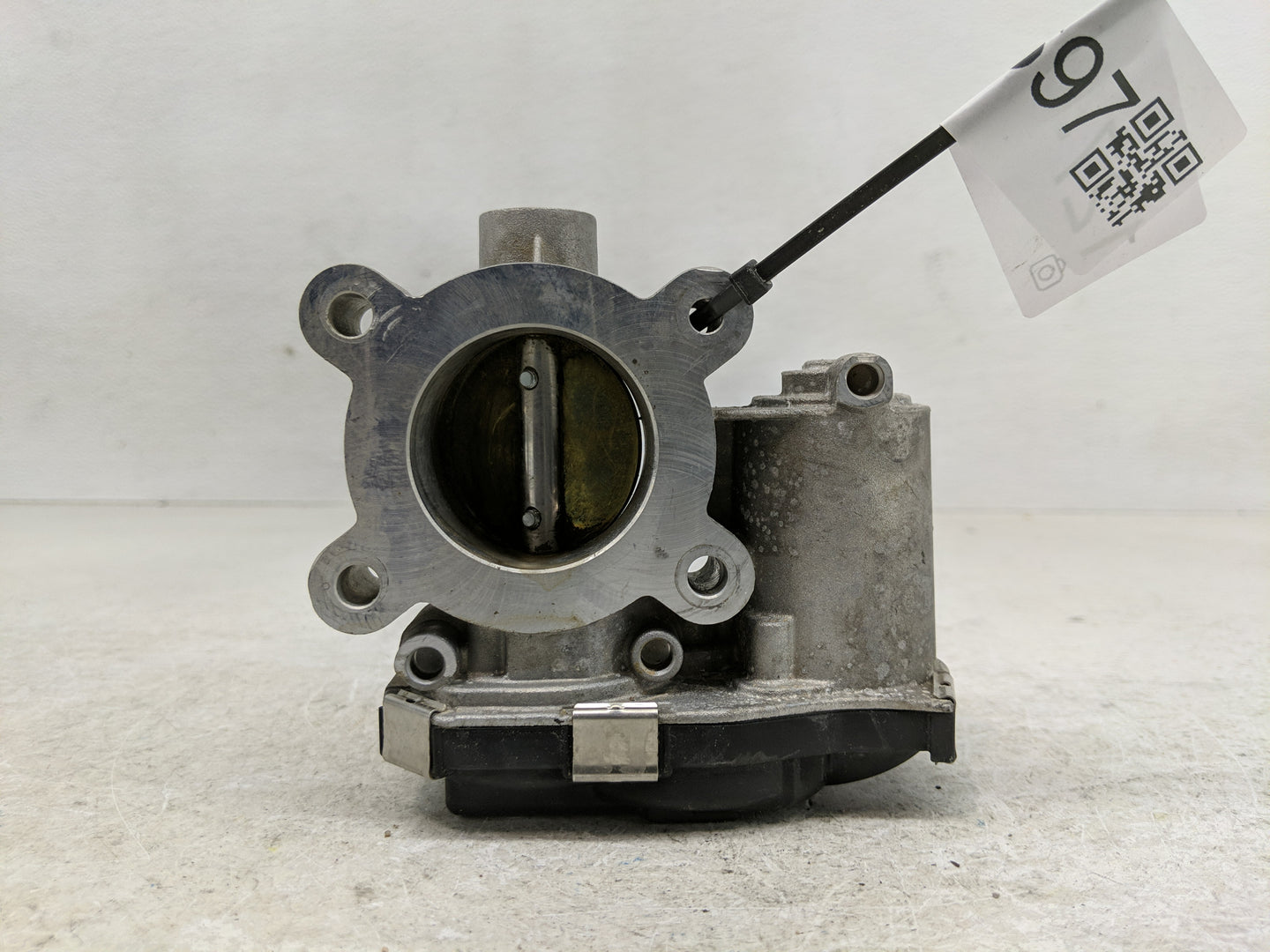 2018-2022 Chevrolet Equinox Throttle Body Fits Fits 2016 2017 2018 2019 2020 2021 2022 OEM Used Auto Parts - Oemusedautopart