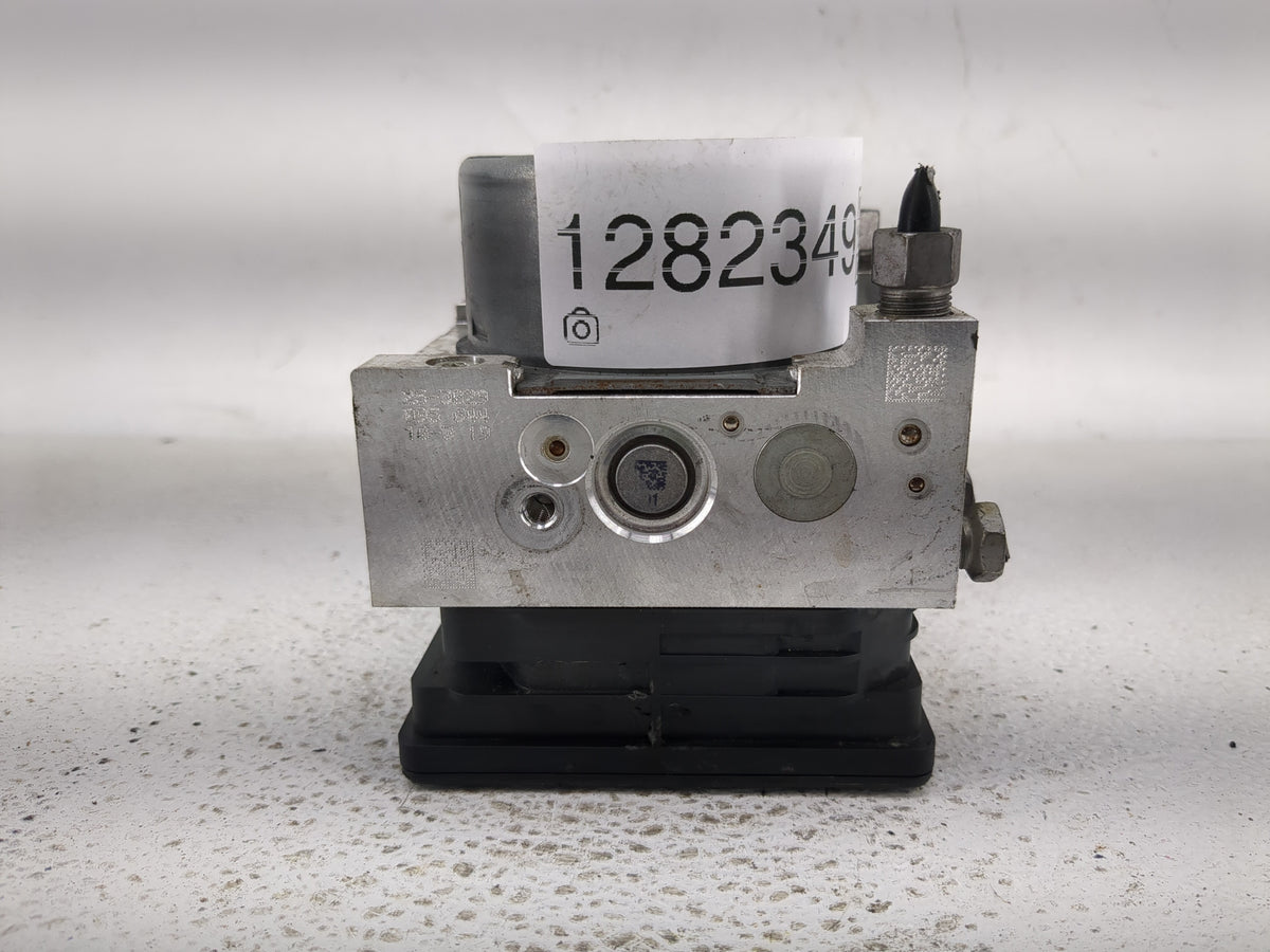 2018-2019 Chevrolet Equinox Anti-Lock Brake ABS Pump Module Actuator OEM P/N:84646849 Fits Fits 2018 2019 2020 2021 OEM Used