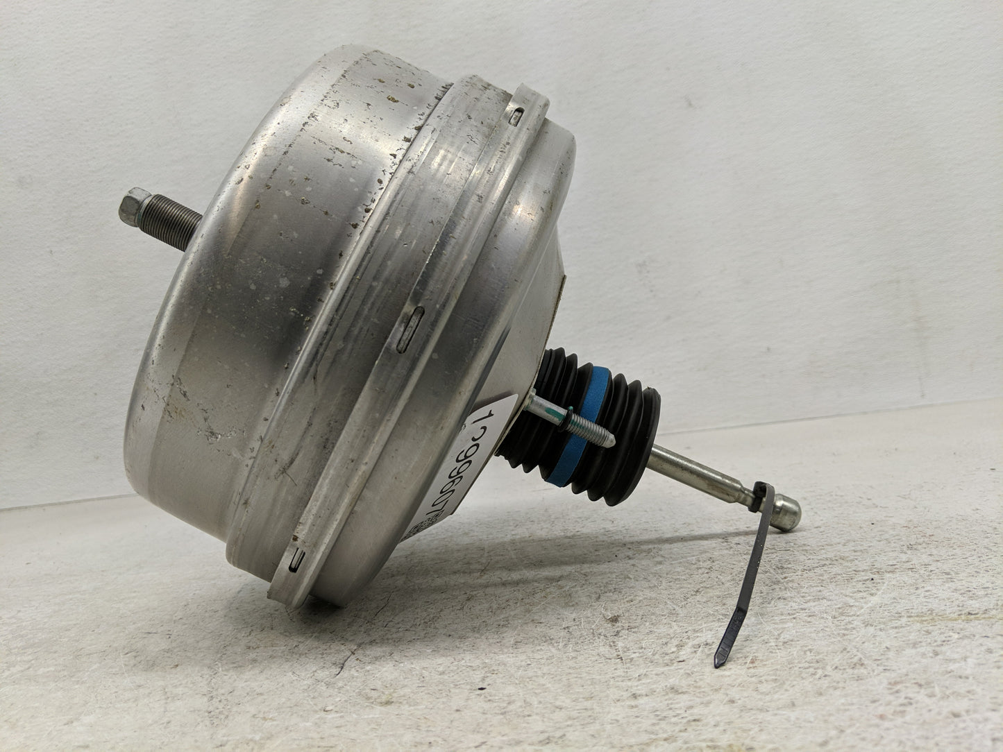 2018-2022 Chevrolet Equinox Power Brake Booster Oem 1299607 - Oemusedautoparts1.com
