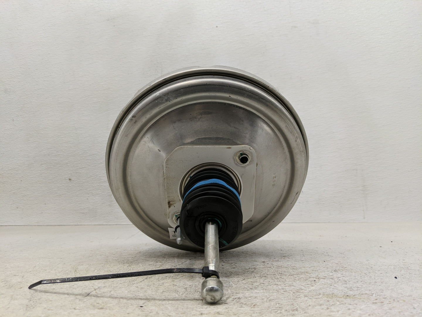 2018-2022 Chevrolet Equinox Power Brake Booster Oem 1299607 - Oemusedautoparts1.com
