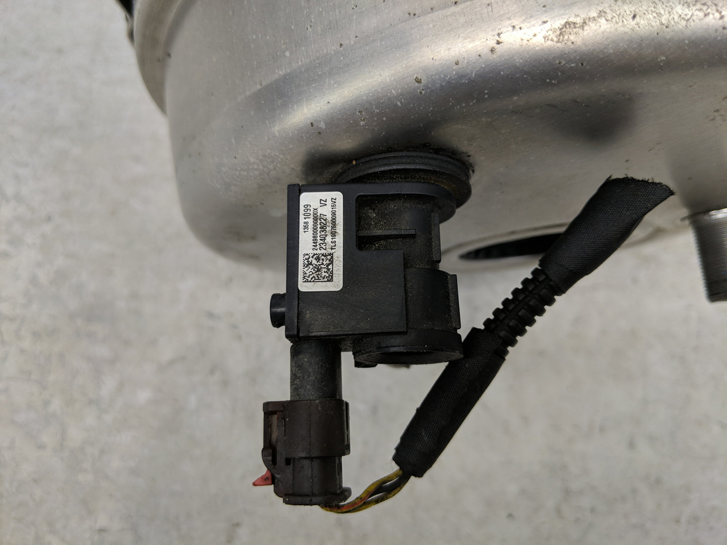 2018-2022 Chevrolet Equinox Power Brake Booster Oem 1301216 - Oemusedautoparts1.com