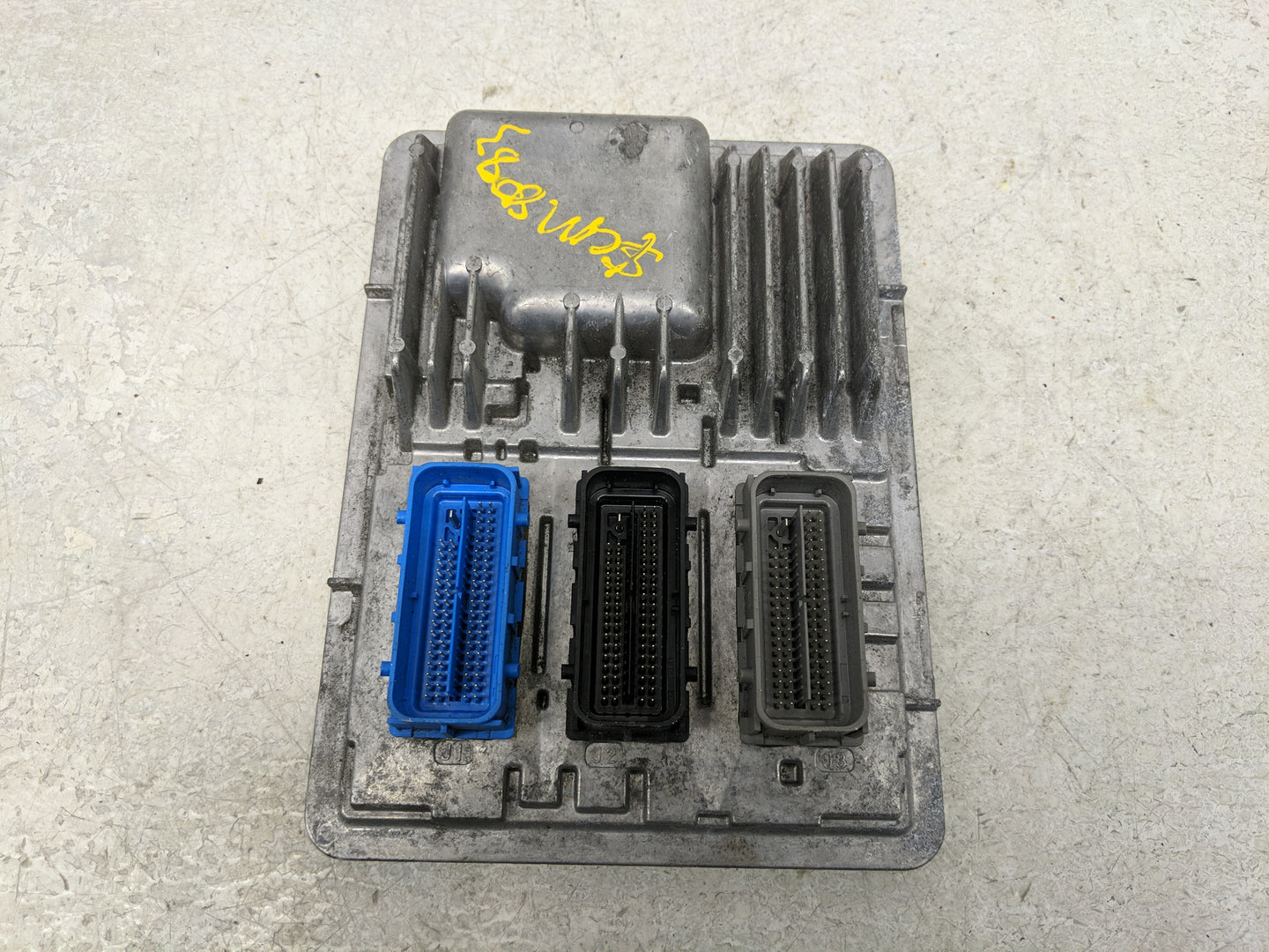 2018-2020 Chevrolet Equinox PCM Engine Control Computer ECU ECM PCU OEM P/N:811839393 12697837 Fits OEM Used Auto Parts - Oe