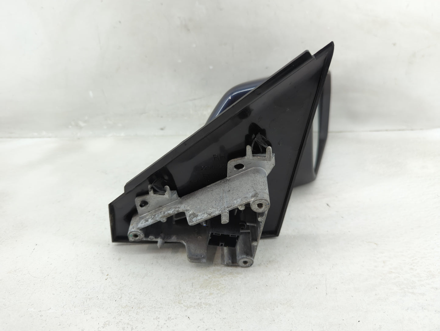 2018-2020 Chevrolet Equinox Passenger Side View Mirror - Right Door Mirror OEM Used - Oemusedautoparts1.com
