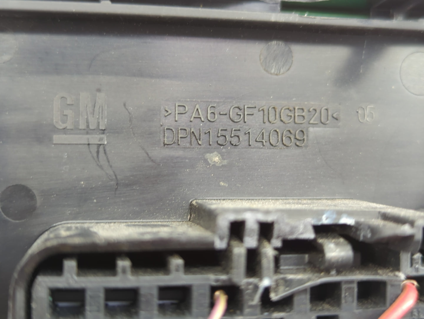 2018-2022 Chevrolet Equinox Fusebox Fuse Box Panel Relay Module P/N:DPN15514069 Fits Fits 2018 2019 2020 2021 2022 OEM Used 