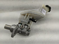 2018-2022 Chevrolet Equinox Brake Master Cylinder 1311492 - Oemusedautoparts1.com