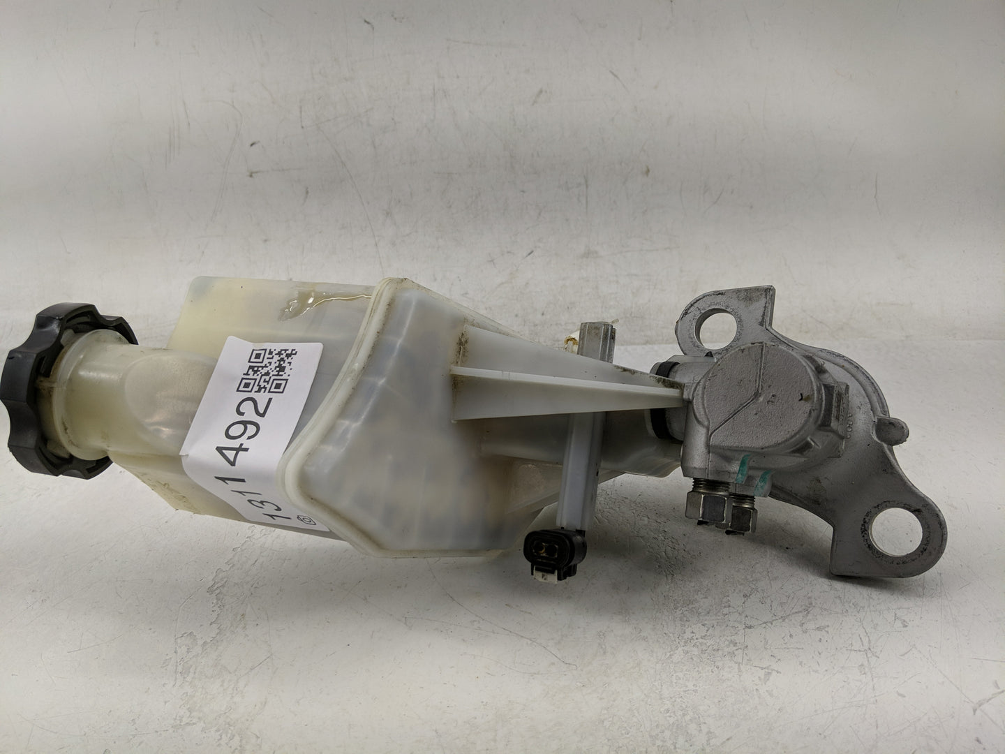 2018-2022 Chevrolet Equinox Brake Master Cylinder 1311492 - Oemusedautoparts1.com