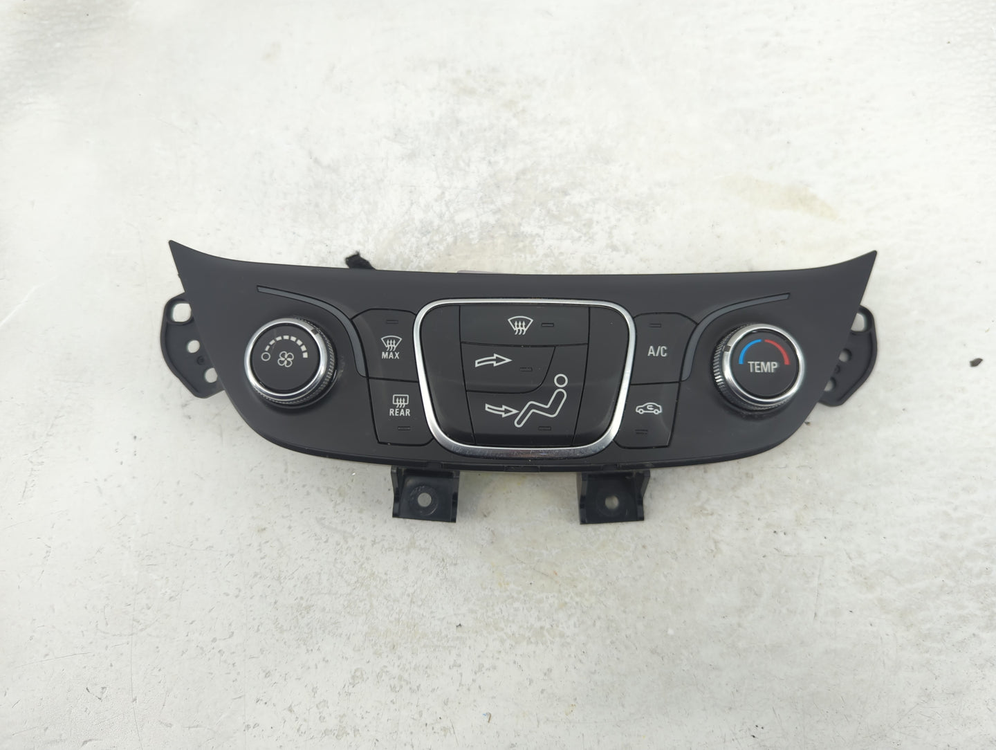 2019-2021 Chevrolet Equinox Climate Control Module Temperature AC/Heater Replacement P/N:84422503 Fits Fits 2019 2020 2021 O