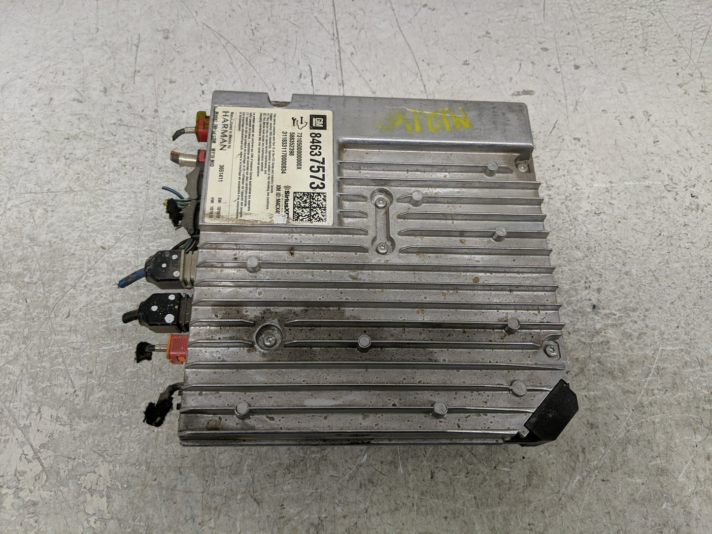 2019-2021 Chevrolet Equinox Radio AM FM Cd Player Receiver Replacement P/N:84637573 Fits Fits 2019 2020 2021 2022 OEM Used A
