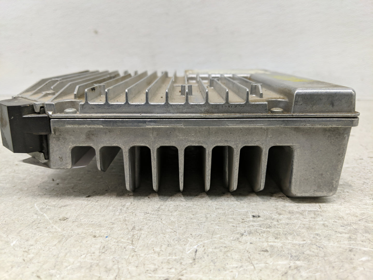 2019-2021 Chevrolet Equinox Radio AM FM Cd Player Receiver Replacement P/N:84637573 Fits Fits 2019 2020 2021 2022 OEM Used A