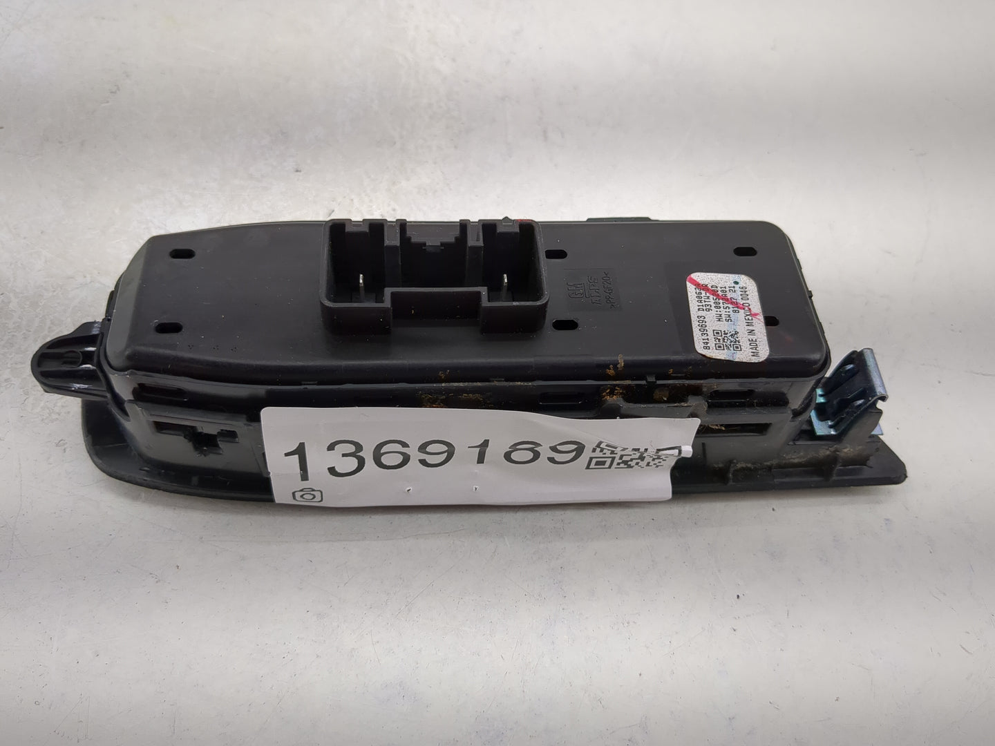 2018-2022 Chevrolet Equinox Master Power Window Switch Replacement Driver Side Left P/N:84139693 Fits OEM Used Auto Parts - 