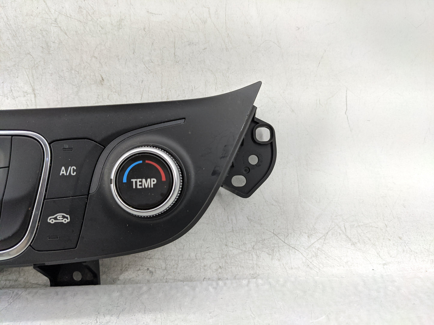 2019-2021 Chevrolet Equinox Climate Control Module Temperature AC/Heater Replacement P/N:000235226 84422503 Fits OEM Used Au