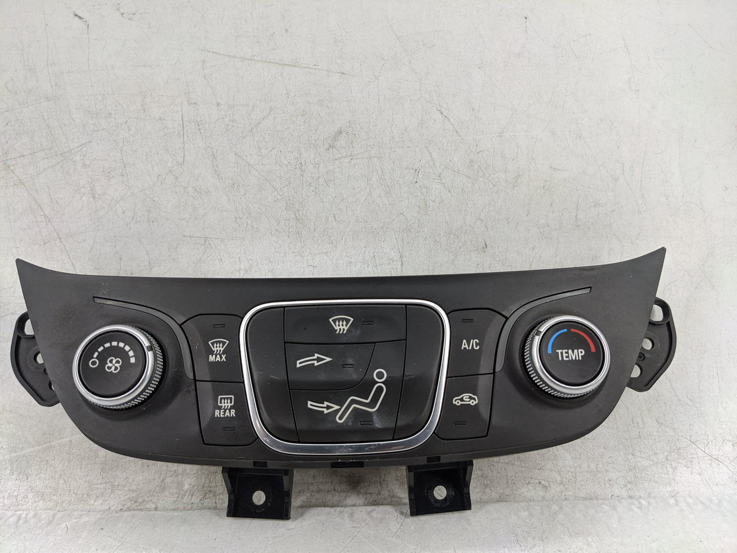 2018-2019 Chevrolet Equinox Climate Control Module Temperature AC/Heater Replacement P/N:000235226 84422501 Fits Fits 2018 2