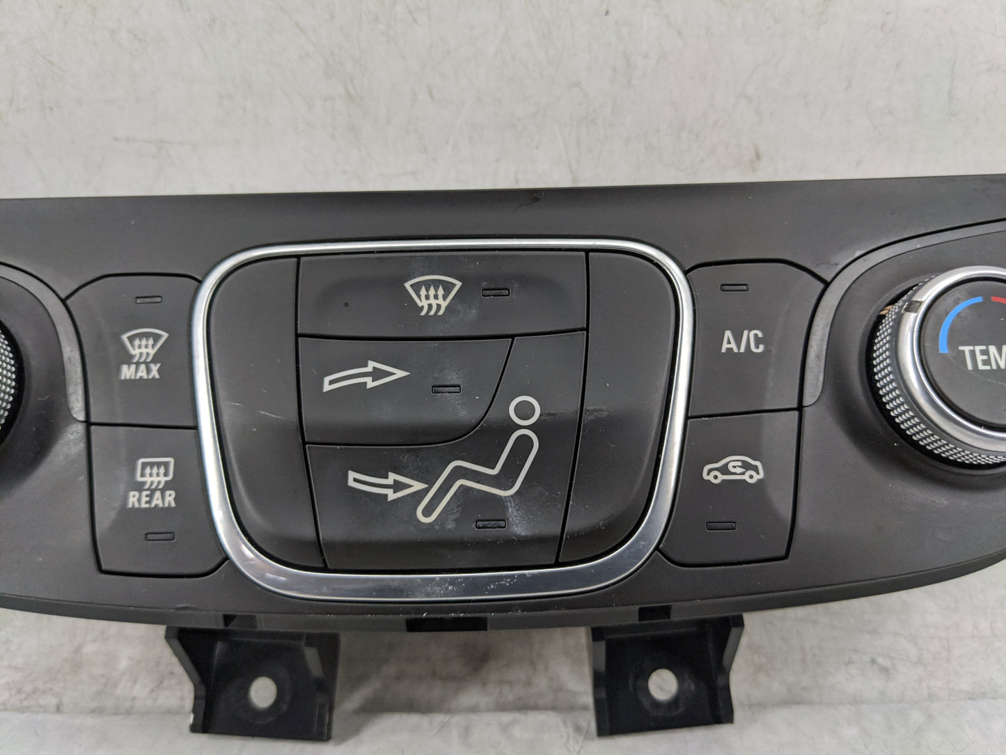 2018-2019 Chevrolet Equinox Climate Control Module Temperature AC/Heater Replacement P/N:000235226 84422501 Fits Fits 2018 2