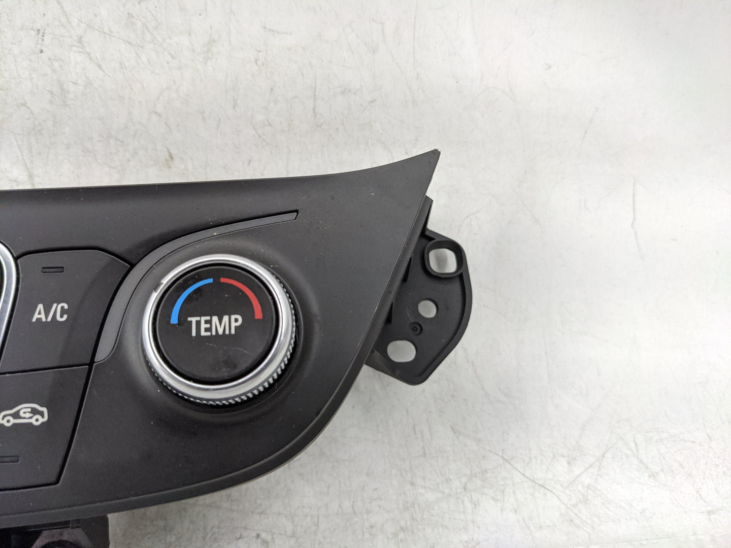 2018-2019 Chevrolet Equinox Climate Control Module Temperature AC/Heater Replacement P/N:000235226 84422501 Fits Fits 2018 2