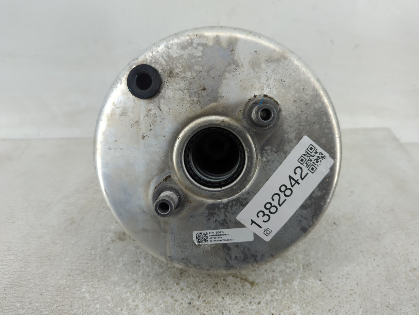 2018-2022 Chevrolet Equinox Power Brake Booster Oem 1382842 - Oemusedautoparts1.com