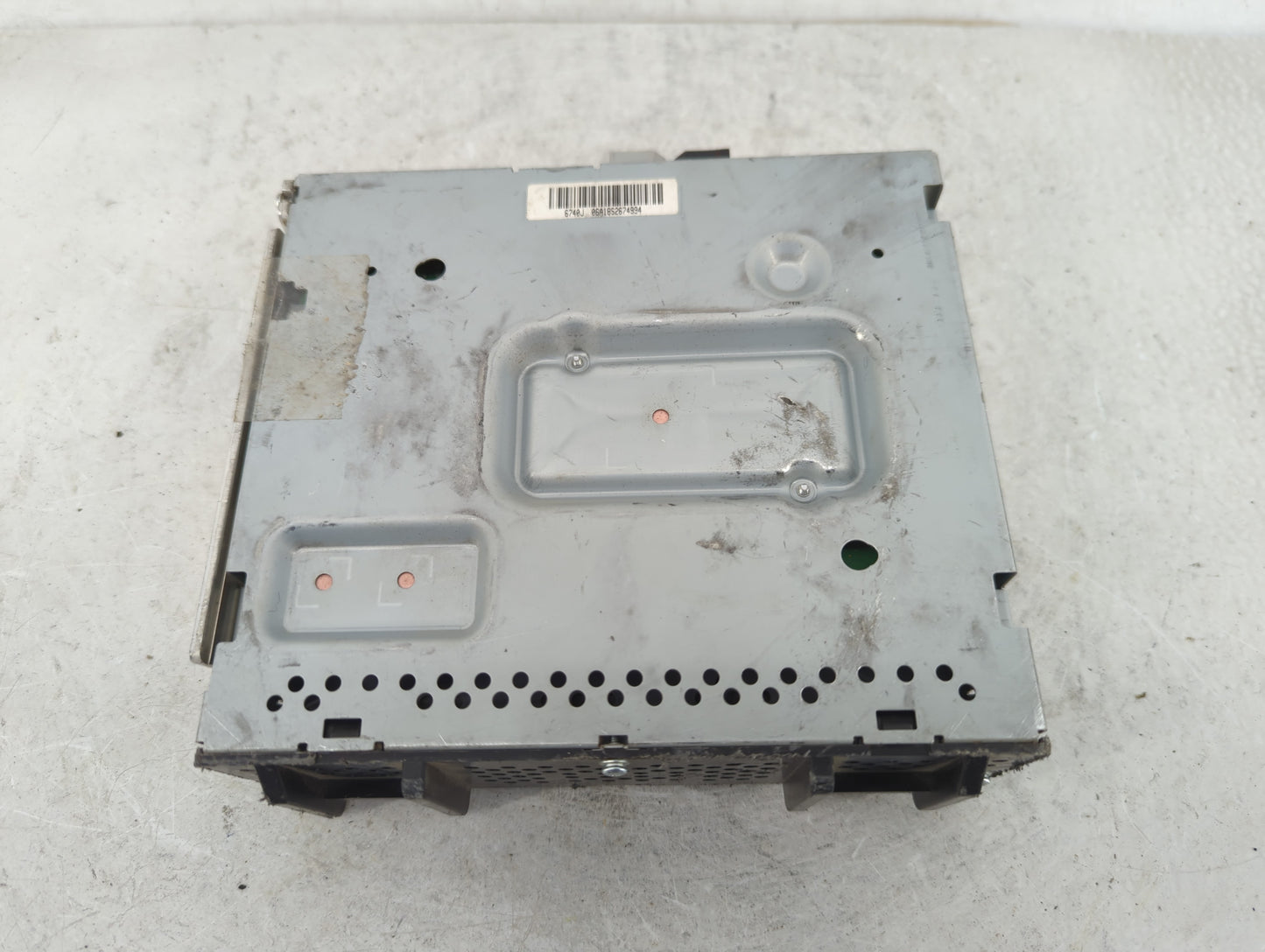 2019 Chevrolet Equinox Radio AM FM Cd Player Receiver Replacement P/N:812425551 84479963 Fits OEM Used Auto Parts - Oemuseda