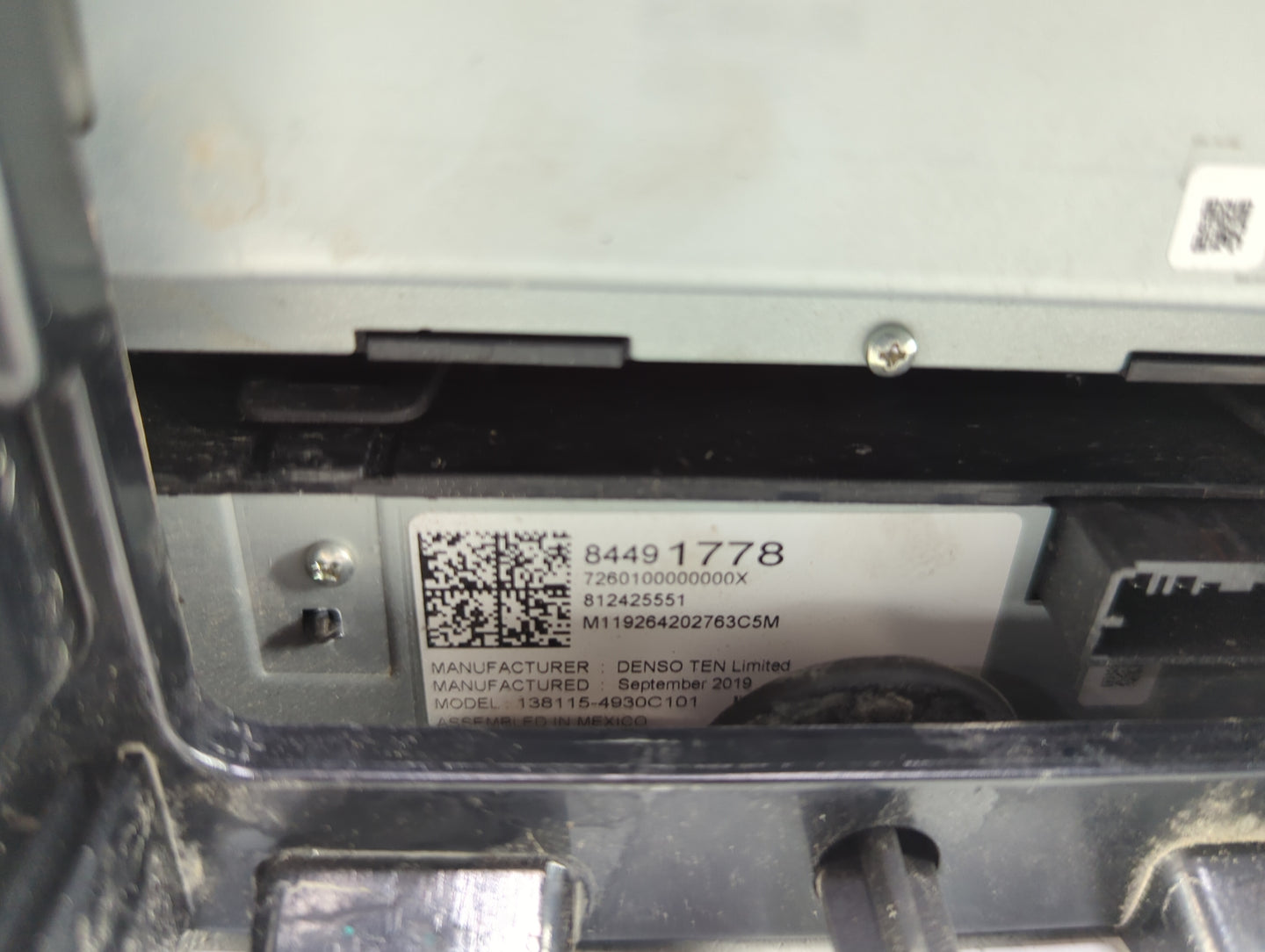 2019-2019 Chevrolet Equinox Information Display Screen - Oemusedautoparts1.com