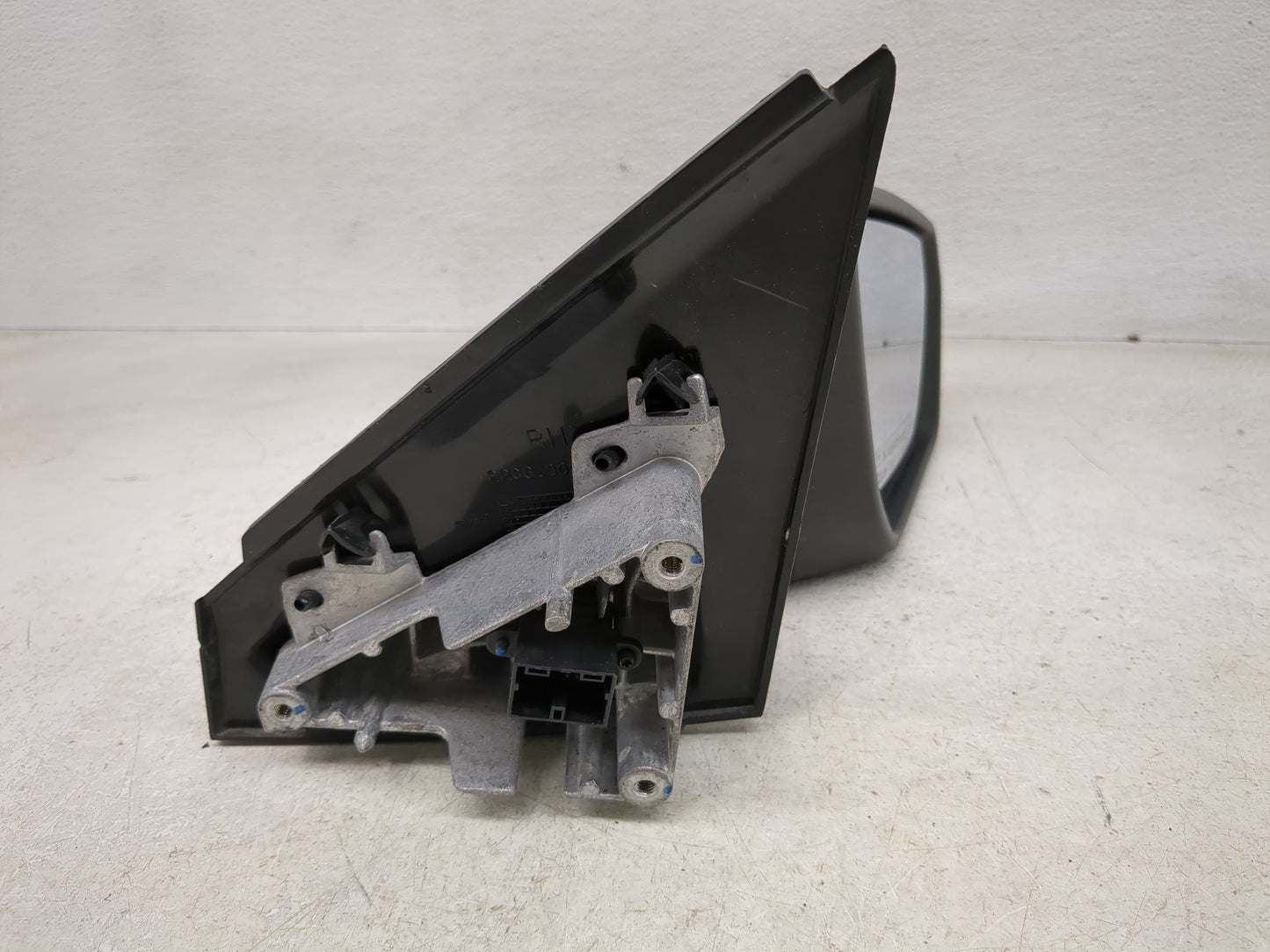 2018-2022 Chevrolet Equinox Passenger Side View Mirror - Right Door Mirror OEM Used - Oemusedautoparts1.com