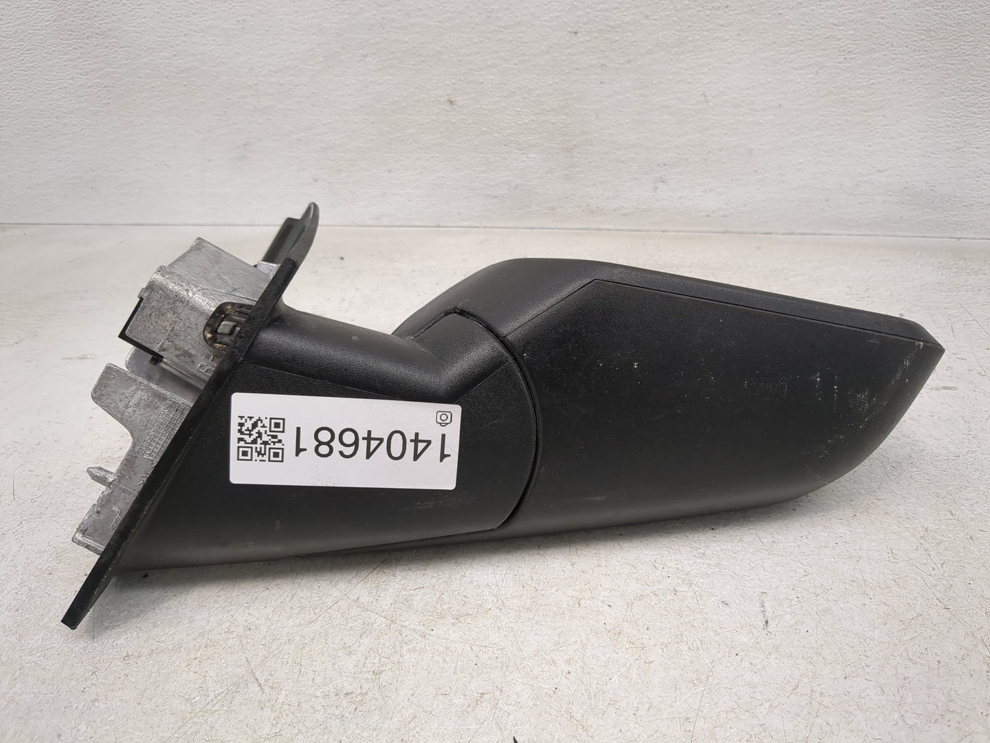 2018-2022 Chevrolet Equinox Passenger Side View Mirror - Right Door Mirror OEM Used - Oemusedautoparts1.com