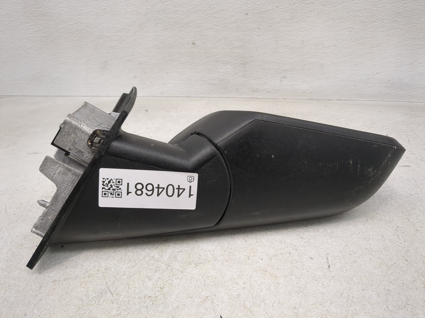 2018-2022 Chevrolet Equinox Passenger Side View Mirror - Right Door Mirror OEM Used - Oemusedautoparts1.com