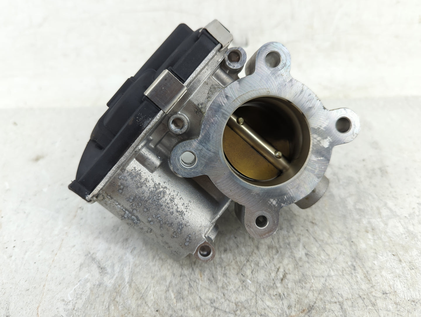 2018-2022 Chevrolet Equinox Throttle Body P/N:12671379AA Fits Fits 2016 2017 2018 2019 2020 2021 2022 OEM Used Auto Parts - 
