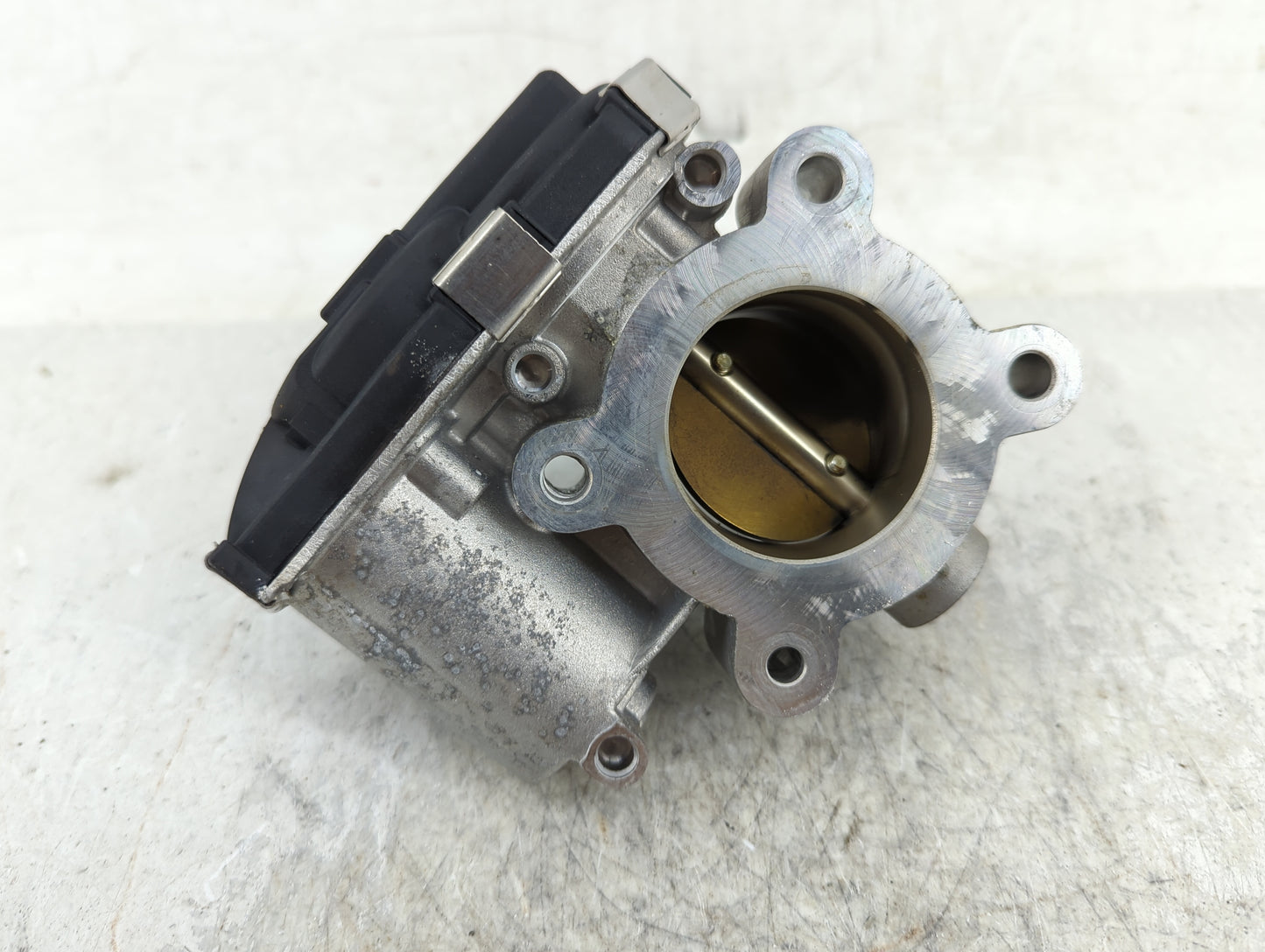 2018-2022 Chevrolet Equinox Throttle Body P/N:12671379AA Fits Fits 2016 2017 2018 2019 2020 2021 2022 OEM Used Auto Parts - 