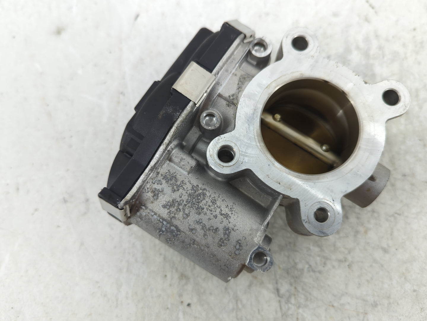2018-2022 Chevrolet Equinox Throttle Body P/N:12671379AA Fits Fits 2016 2017 2018 2019 2020 2021 2022 OEM Used Auto Parts - 