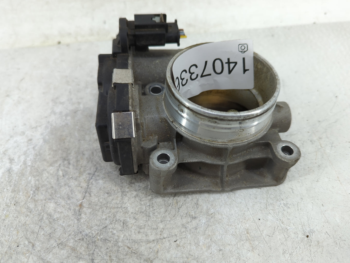 2018-2020 Chevrolet Equinox Throttle Body P/N:12681472AA Fits Fits 2013 2014 2015 2016 2017 2018 2019 2020 2021 OEM Used Aut