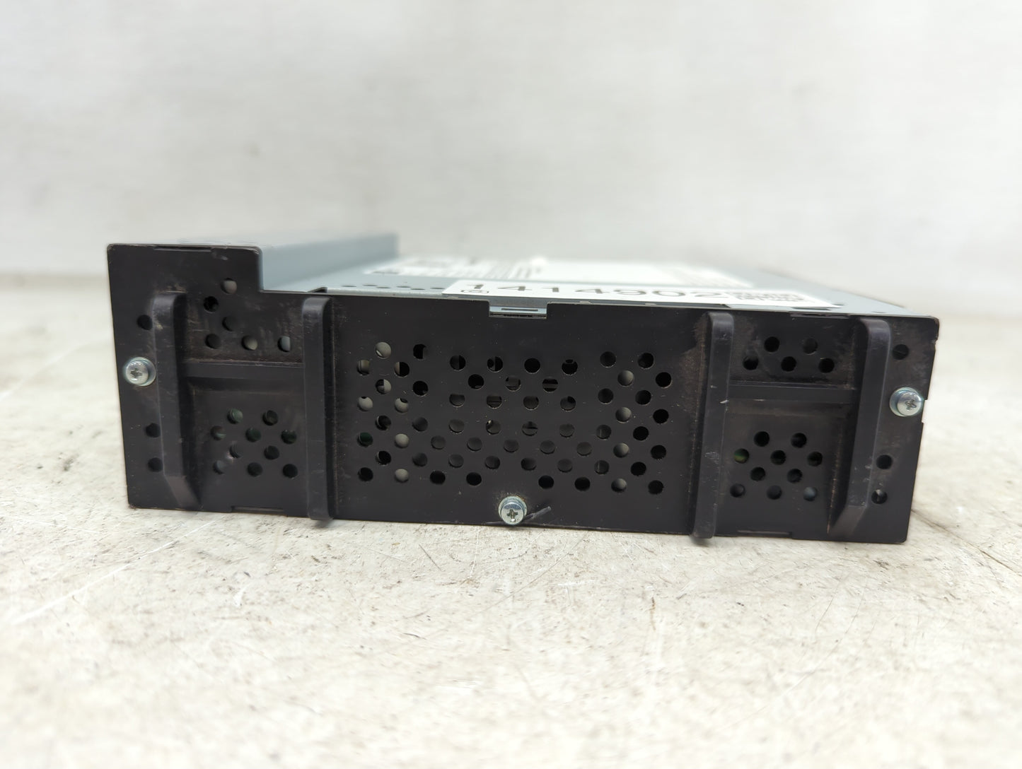 2019 Chevrolet Equinox Radio AM FM Cd Player Receiver Replacement P/N:84479964 Fits Fits 2020 2021 OEM Used Auto Parts - Oem