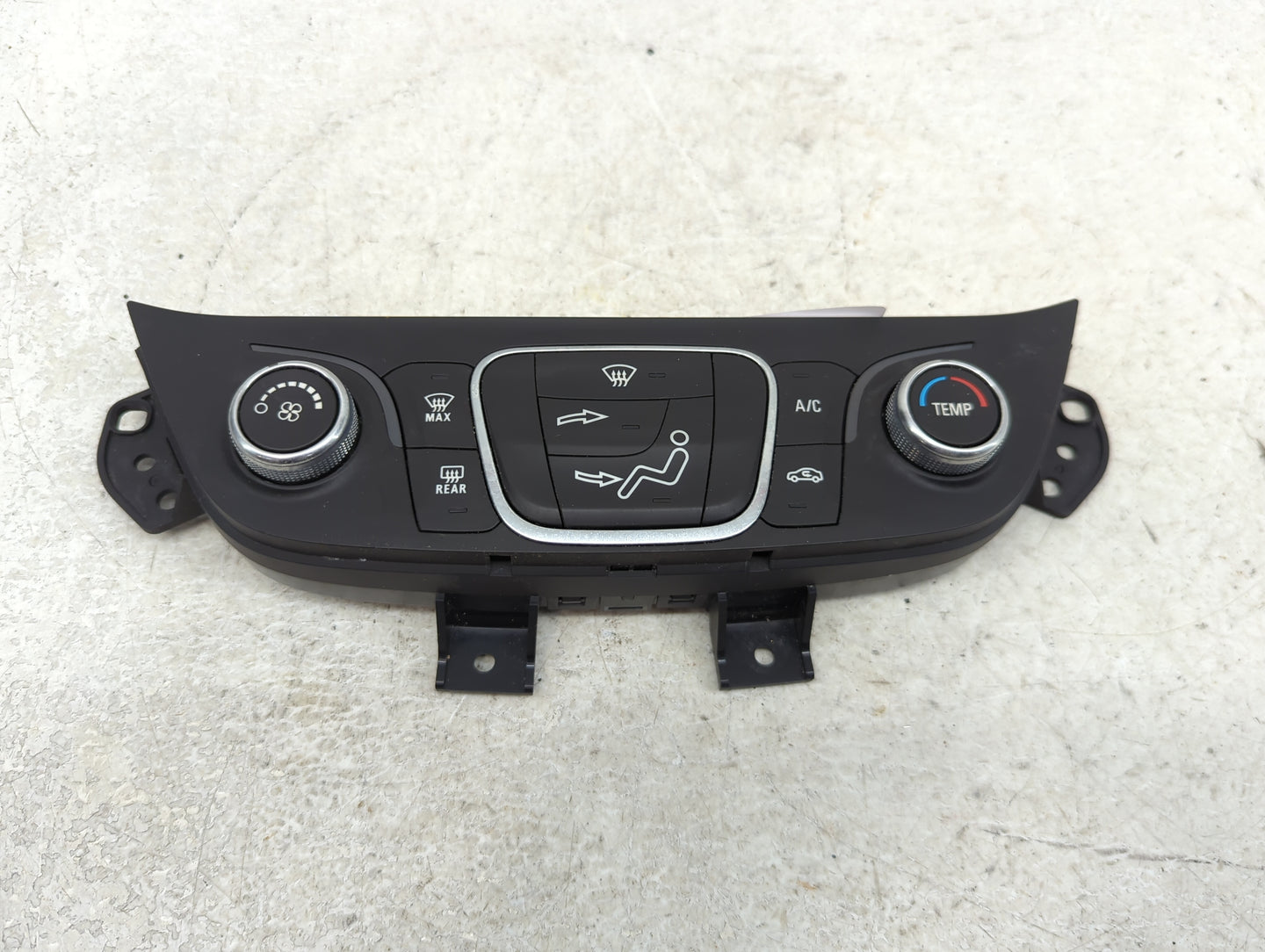 2018-2019 Chevrolet Equinox Climate Control Module Temperature AC/Heater Replacement P/N:84422503 Fits Fits 2018 2019 OEM Us