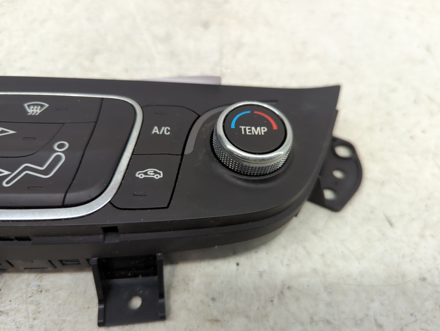 2018-2019 Chevrolet Equinox Climate Control Module Temperature AC/Heater Replacement P/N:84422503 Fits Fits 2018 2019 OEM Us