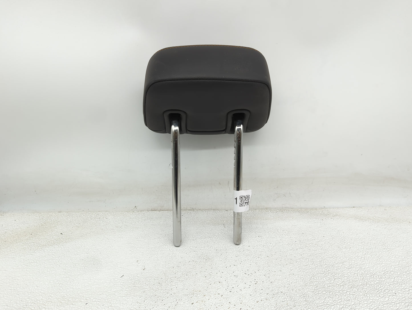 2018-2022 Chevrolet Equinox Headrest Head Rest Front Driver Seat Black - Oemusedautoparts1.com