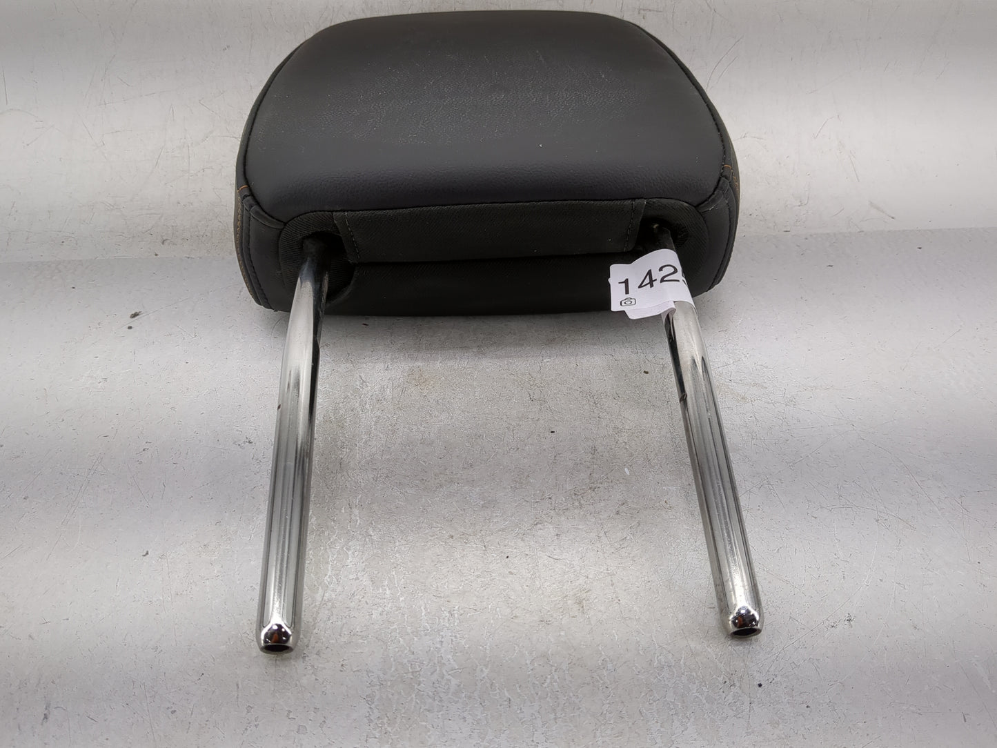 2019 Chevrolet Equinox Headrest Head Rest Front Driver Seat Black - Oemusedautoparts1.com