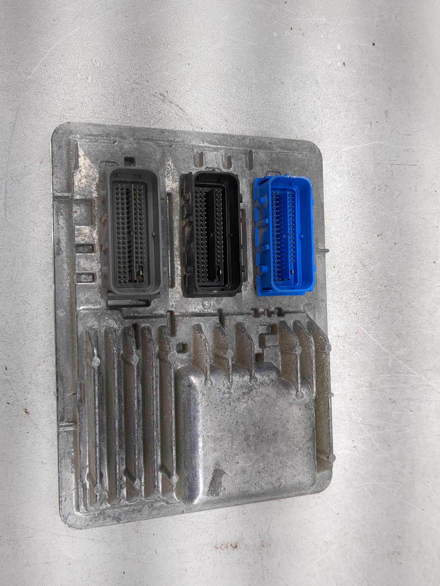 2018-2020 Chevrolet Equinox PCM Engine Control Computer ECU ECM PCU OEM P/N:811839393 12697837 Fits OEM Used Auto Parts - Oe