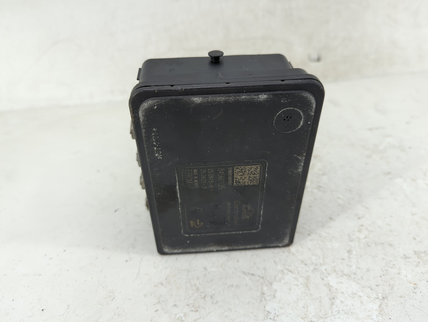 2018-2019 Chevrolet Equinox ABS Pump Control Module Replacement P/N:84560131 Fits Fits 2018 2019 2020 2021 OEM Used Auto Par