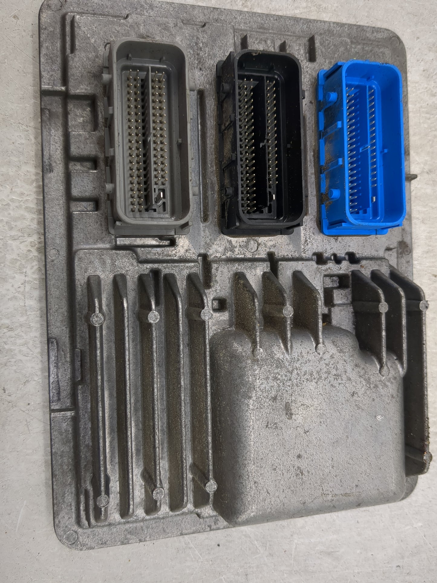 2018-2020 Chevrolet Equinox PCM Engine Control Computer ECU ECM PCU OEM P/N:12697837 12669908 Fits OEM Used Auto Parts - Oem