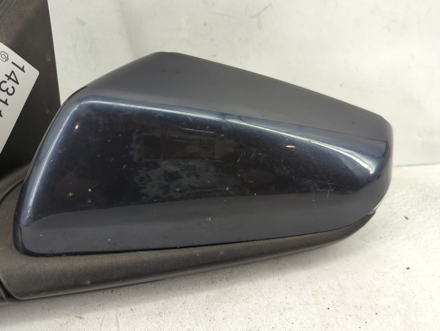2018-2020 Chevrolet Equinox Driver Side View Mirror - Left Door Mirror OEM Used - Oemusedautoparts1.com
