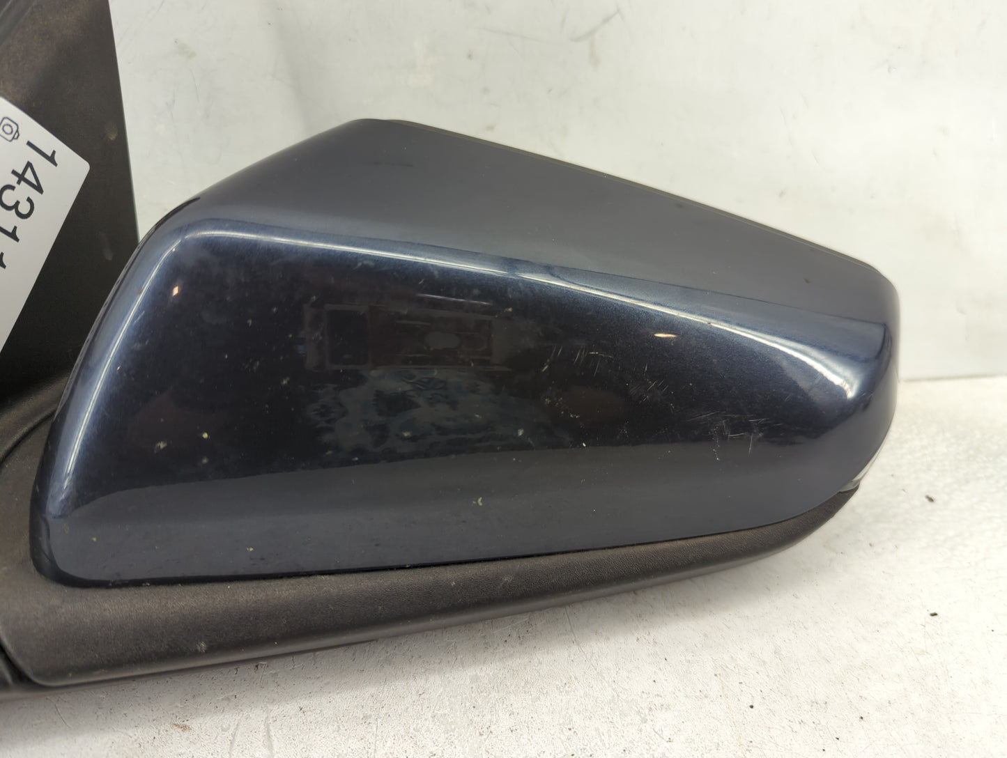 2018-2020 Chevrolet Equinox Driver Side View Mirror - Left Door Mirror OEM Used - Oemusedautoparts1.com
