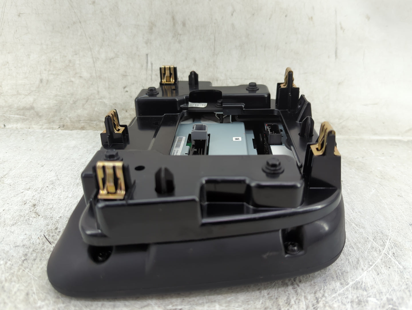 2019-2019 Chevrolet Equinox Information Display Screen Black 1434624 - Oemusedautoparts1.com