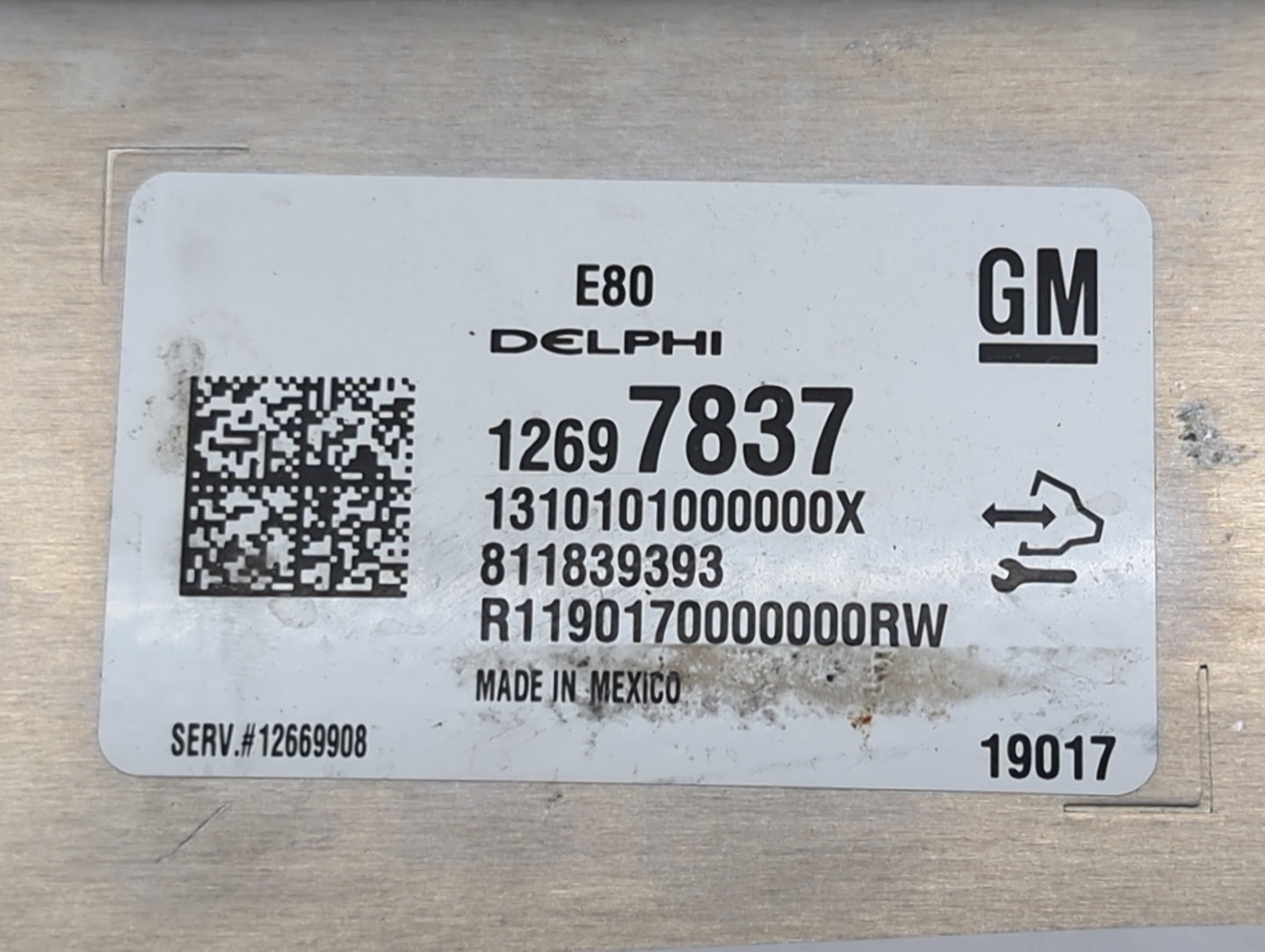 2019 Chevrolet Equinox PCM Engine Control Computer ECU ECM PCU OEM P/N:12697837 12669908 Fits Fits 2016 2017 2018 OEM Used A