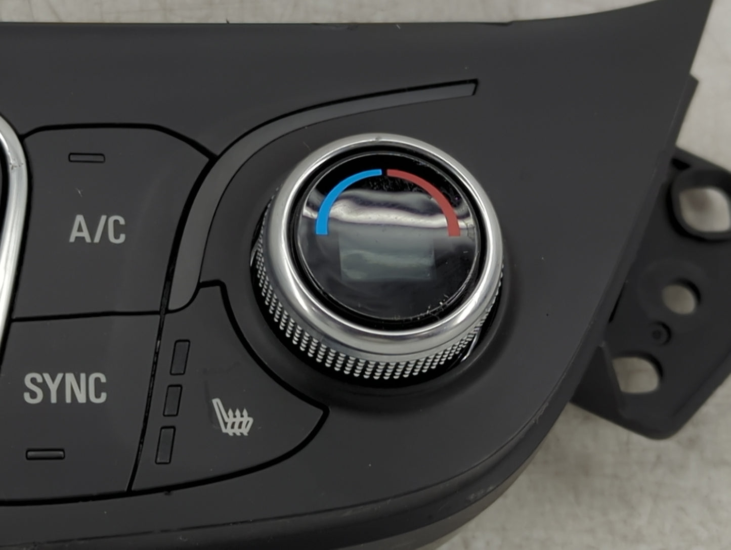 2018-2019 Chevrolet Equinox Climate Control Module Temperature AC/Heater Replacement P/N:84422506 Fits Fits 2018 2019 OEM Us