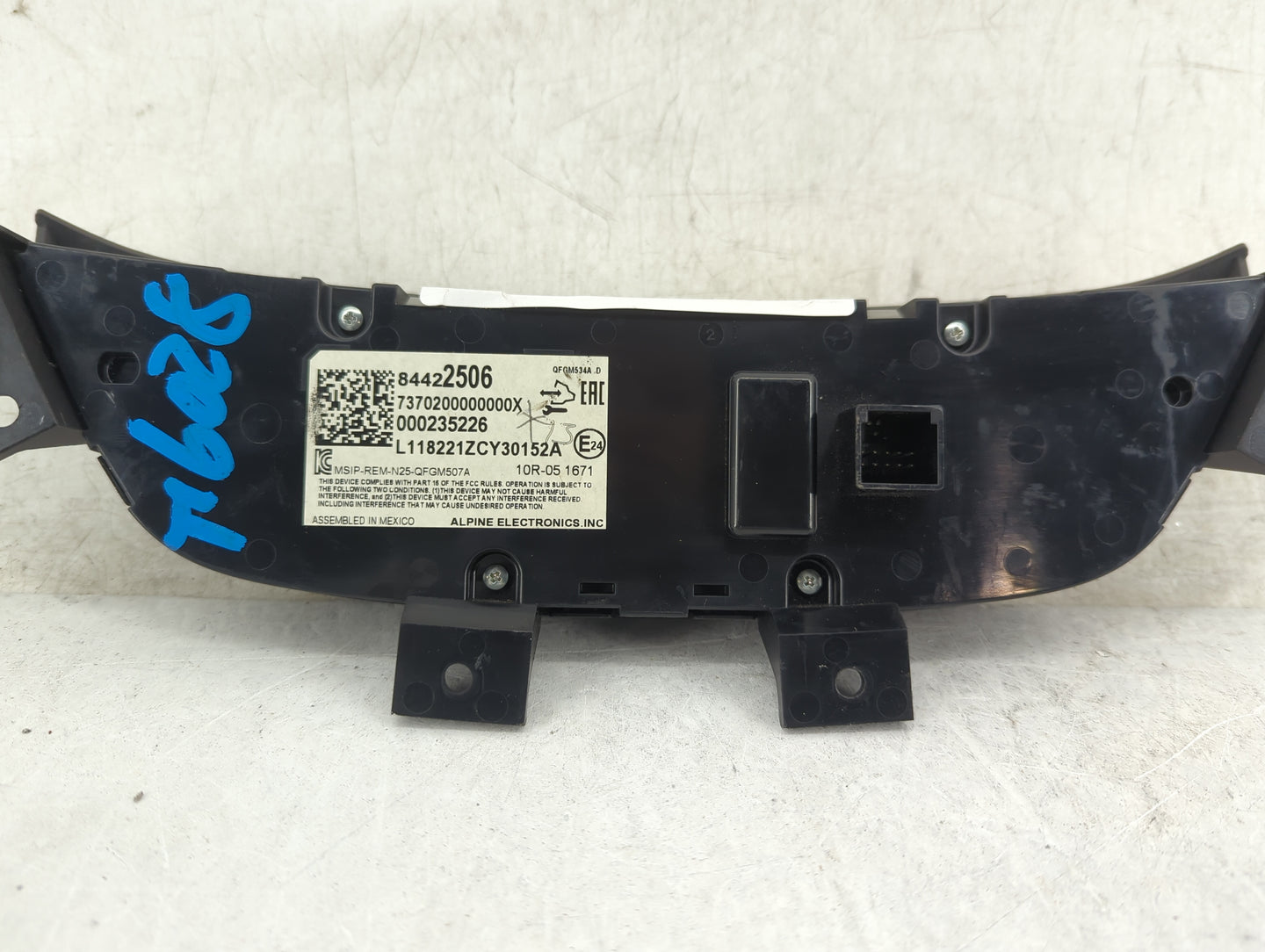 2018-2019 Chevrolet Equinox Climate Control Module Temperature AC/Heater Replacement P/N:84422506 Fits Fits 2018 2019 OEM Us