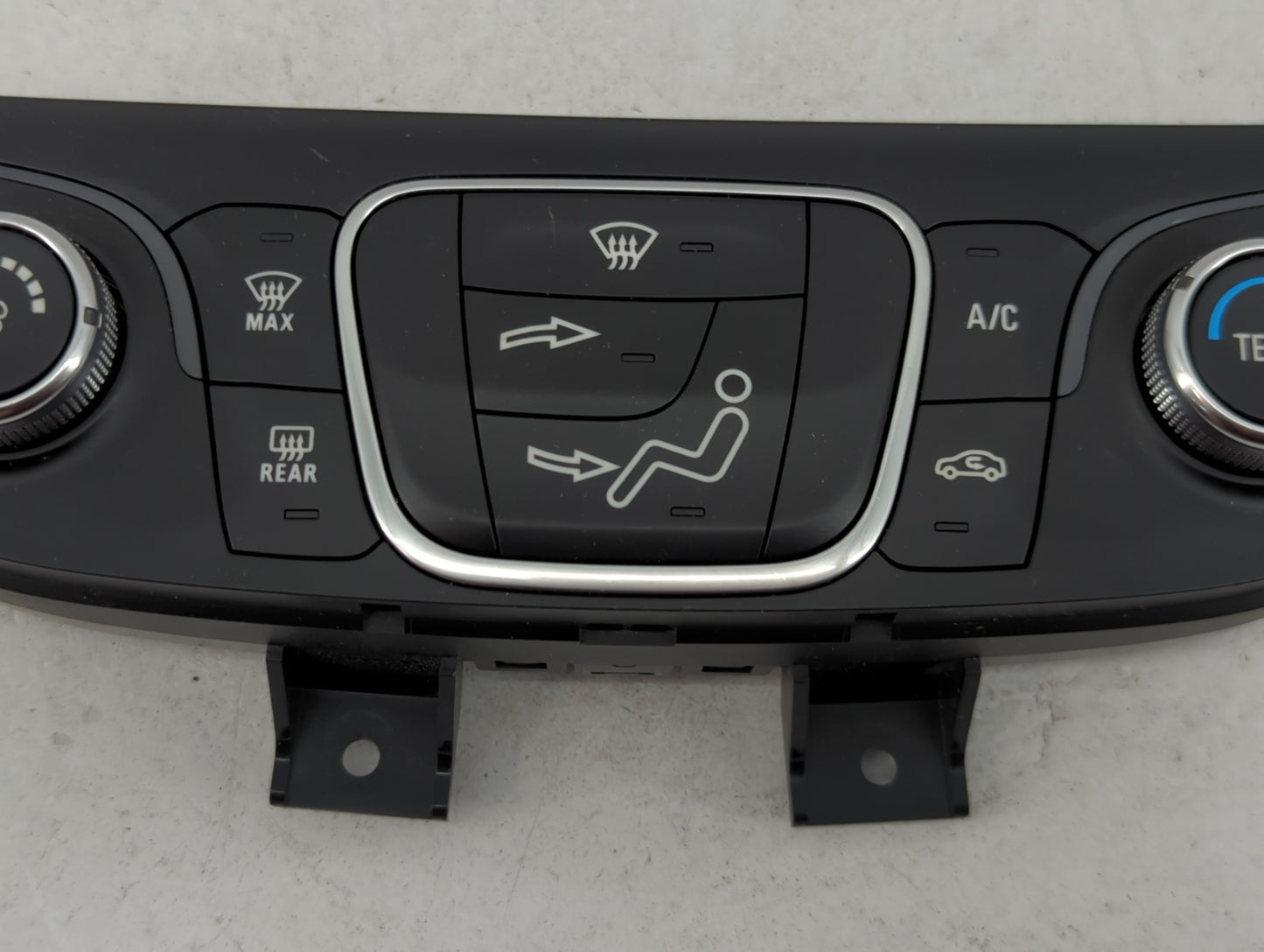 2019-2021 Chevrolet Equinox Climate Control Module Temperature AC/Heater Replacement P/N:84422503 QFGM4D4A Fits OEM Used Aut