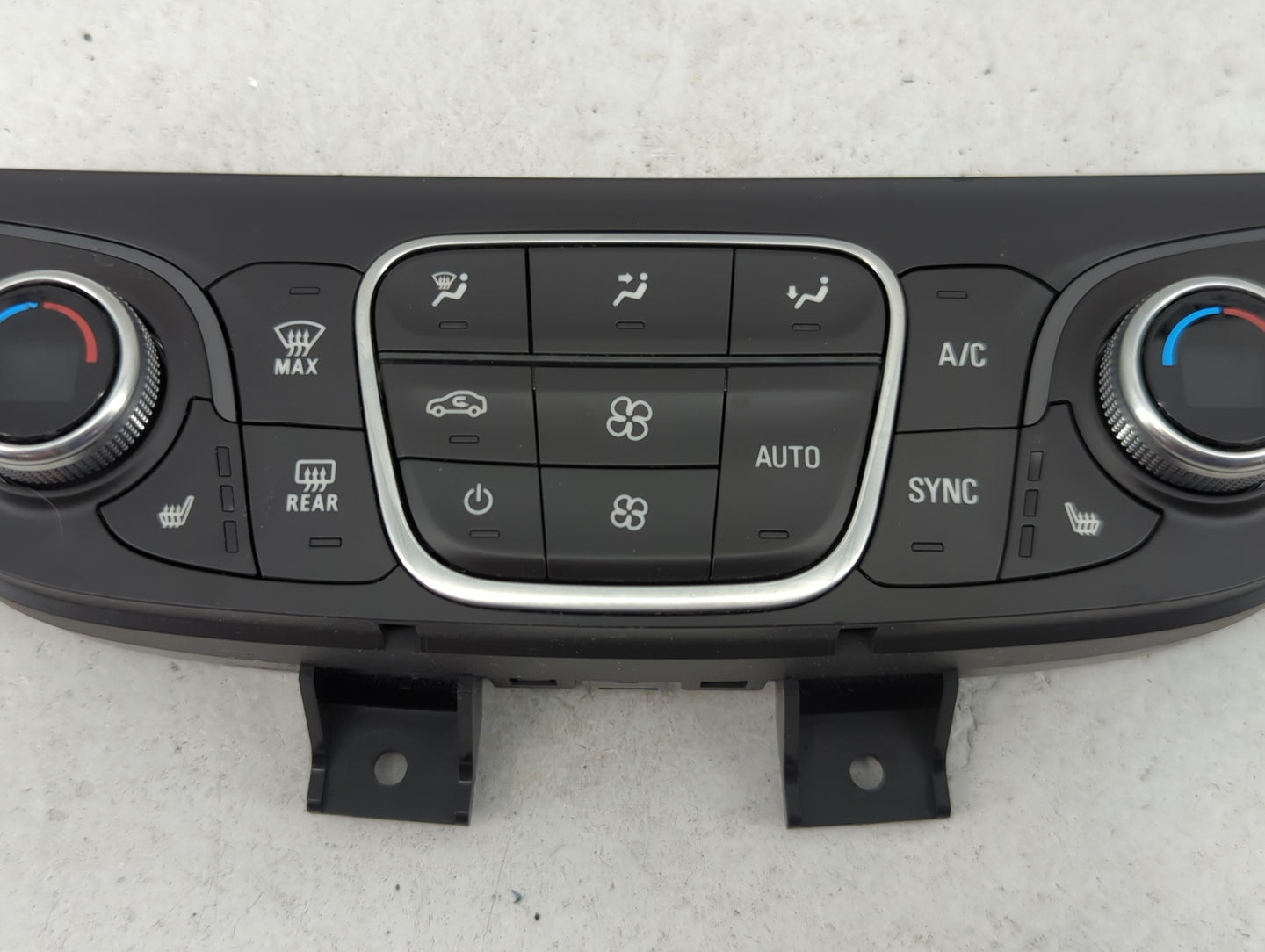2019 Chevrolet Equinox Climate Control Module Temperature AC/Heater Replacement P/N:13432130 13432122, 737020G0000000X Fits 