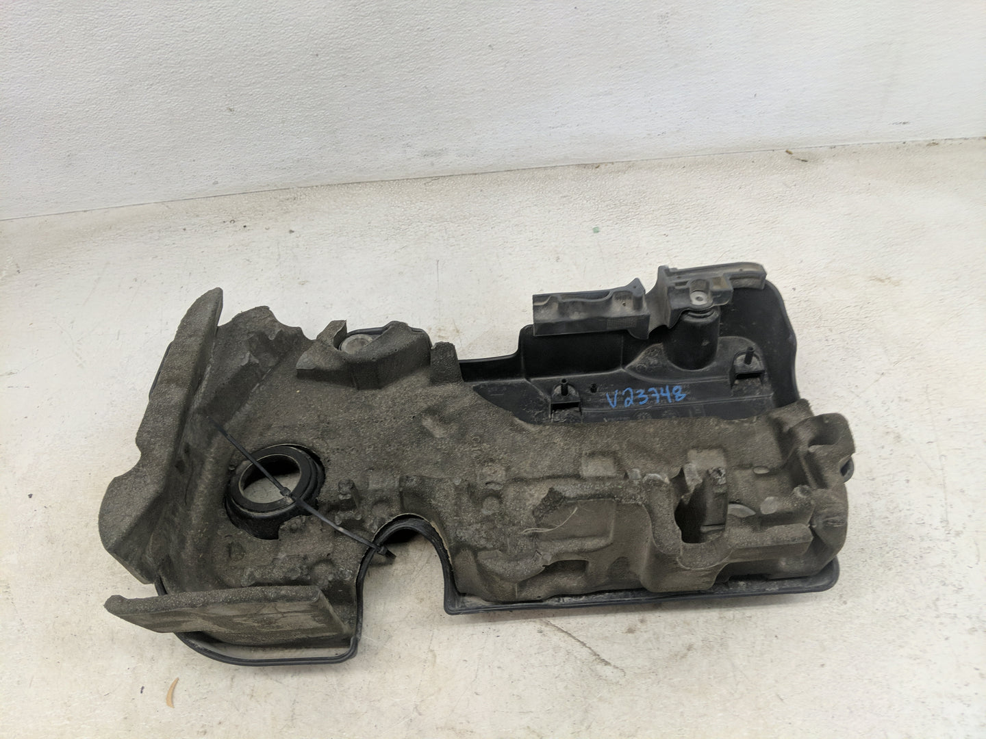 2019 Chevrolet Equinox Engine Cover 1460170 - Oemusedautoparts1.com