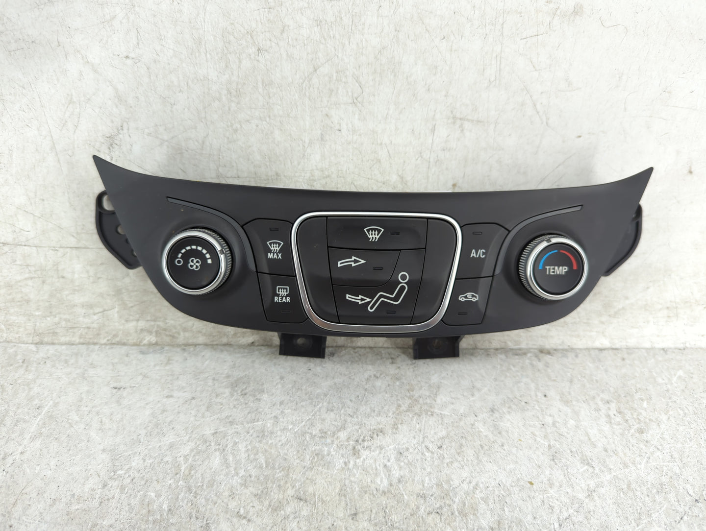 2019-2021 Chevrolet Equinox Climate Control Module Temperature AC/Heater Replacement P/N:84422503 Fits Fits 2019 2020 2021 O