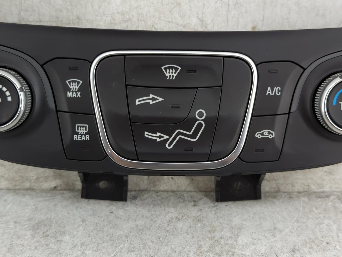 2019-2021 Chevrolet Equinox Climate Control Module Temperature AC/Heater Replacement P/N:84422503 Fits Fits 2019 2020 2021 O