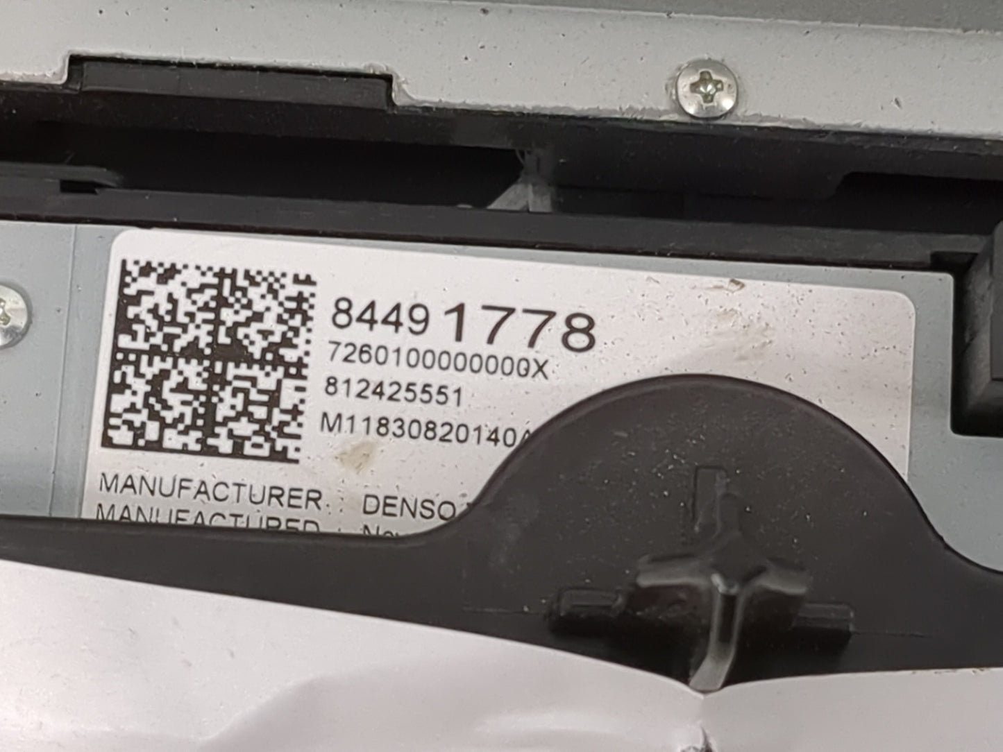 2019 Chevrolet Equinox Information Display Screen Black 1467247 - Oemusedautoparts1.com