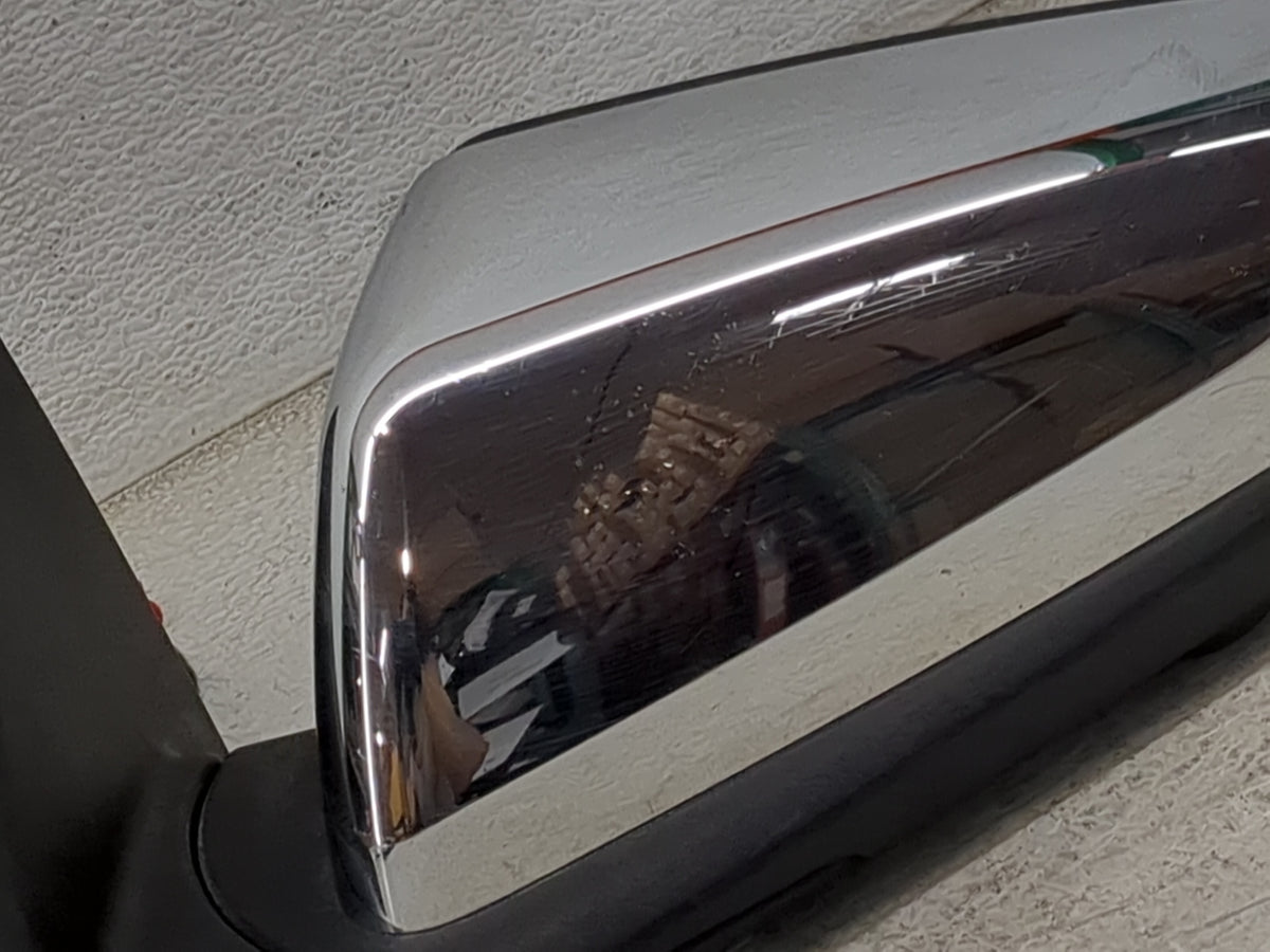2019 Chevrolet Equinox Driver Side View Mirror - Left Door Mirror OEM Used - Oemusedautoparts1.com
